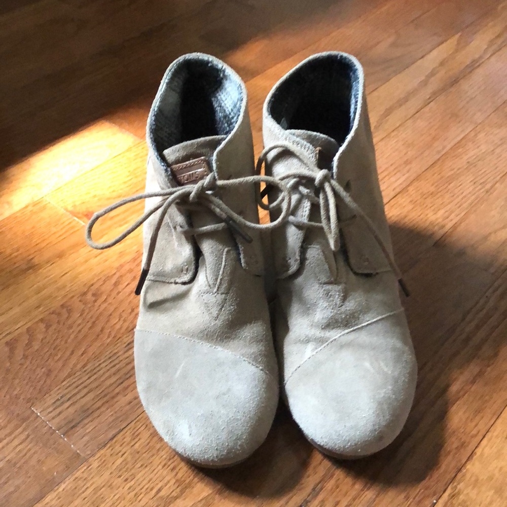 Toms booties - Picture 3 of 5